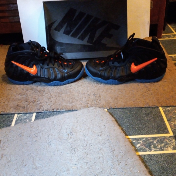 Nike air foamposite pro black, battle blue, orange size 10 5 Brand New - Picture 5 of 6